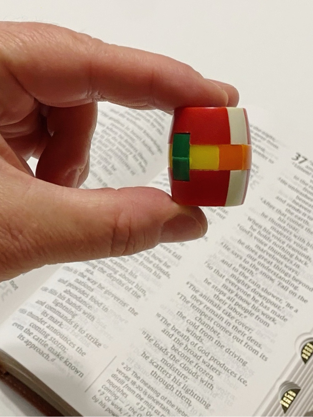 Vintage 70s Rare Kumiki Mini Colorful Barrel Brain Teaser Burr Burr Puzzle Game